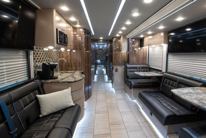 premium-prevost-entertainer-coach-leasing-700x467