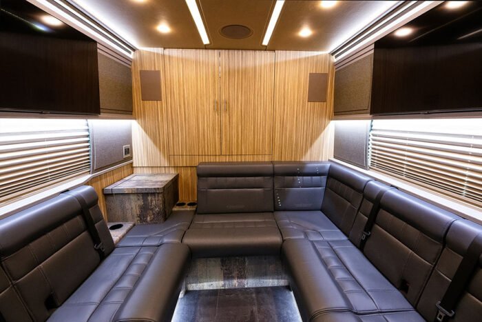 tour-bus-rear-lounge-700x467